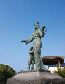 Statue of Princess Nunakawa